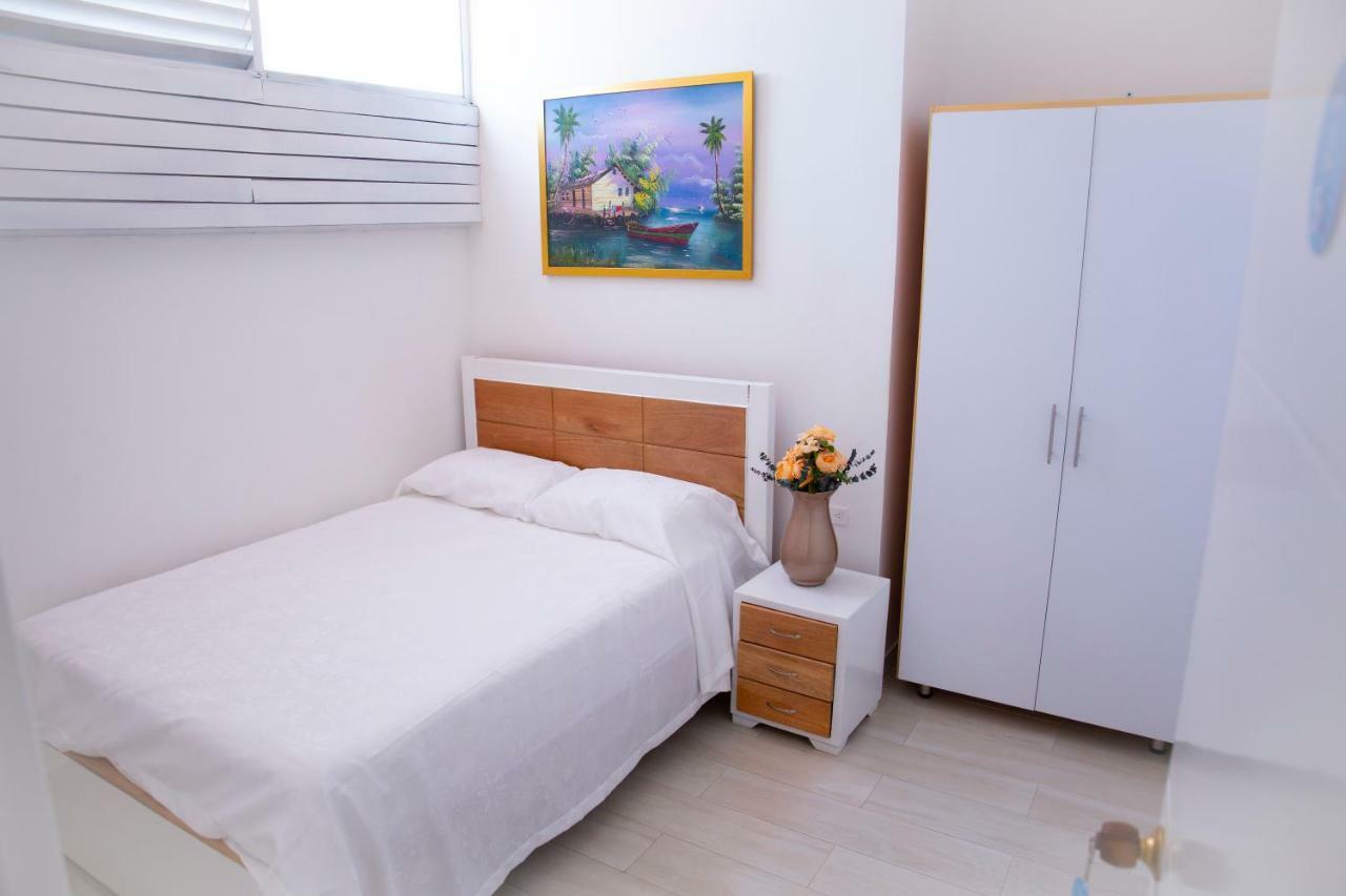 Casana Hotel กูกูตา ภายนอก รูปภาพ